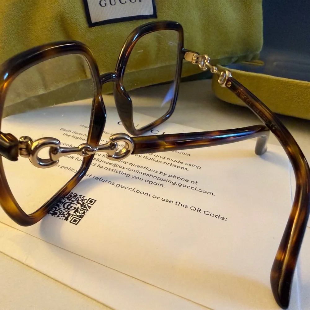 Gucci Tortoise Shell Square Glasses - Picture 3 of 4
